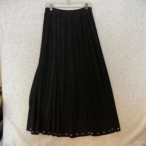 New Frontier Size M Maxi Skirt Studded Hem Black Acetate Elastic Waist